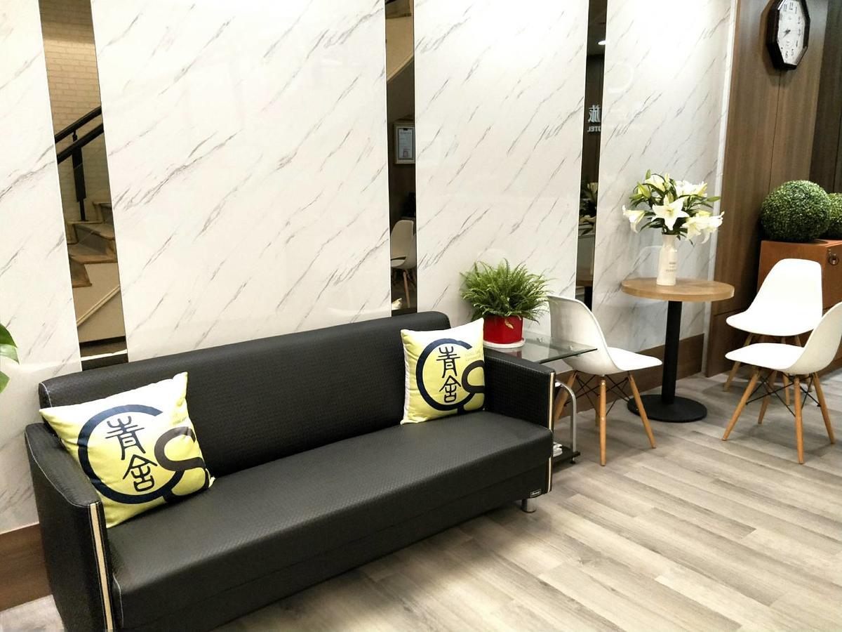Ching She Hotel Tainan Exteriör bild
