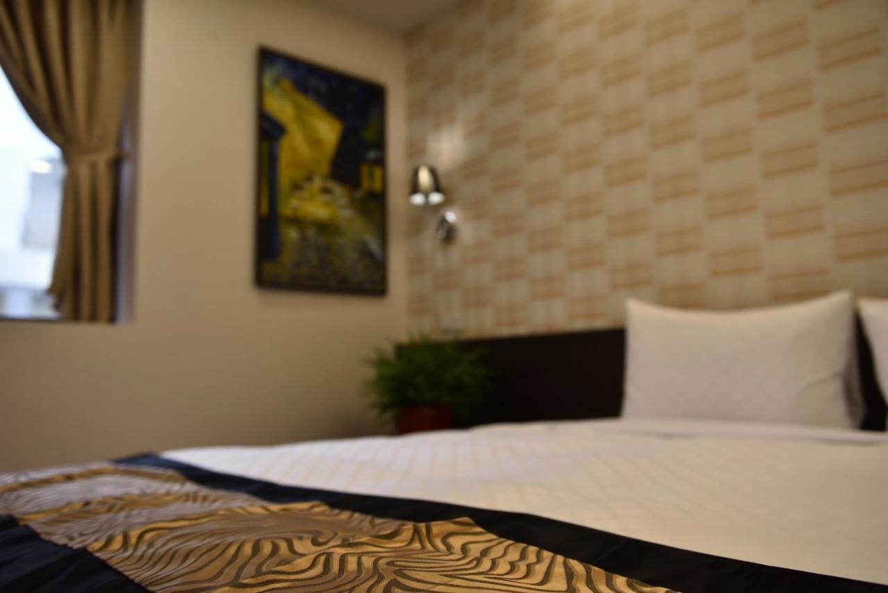 Ching She Hotel Tainan Exteriör bild